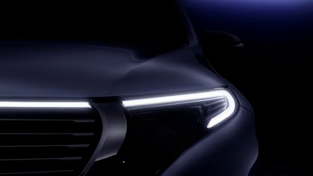 Mercedes_Benz_EQC_teaser