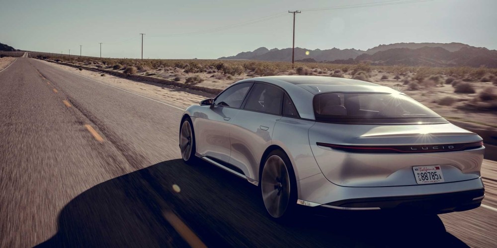 Samochód elektryczny Lucid Air - tył 2