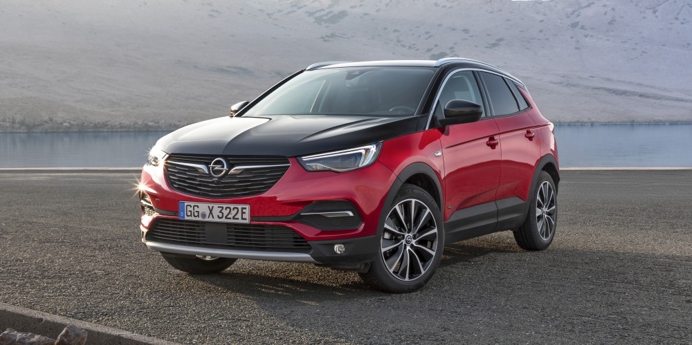 Opel Grandland X Hybrid4 - galeria